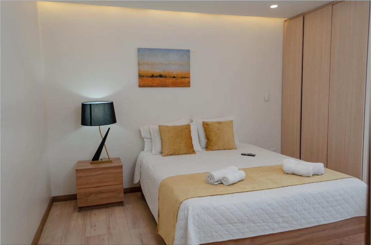 Hotel Brist0L Suites Centro Historico Cuenca Bagian luar foto