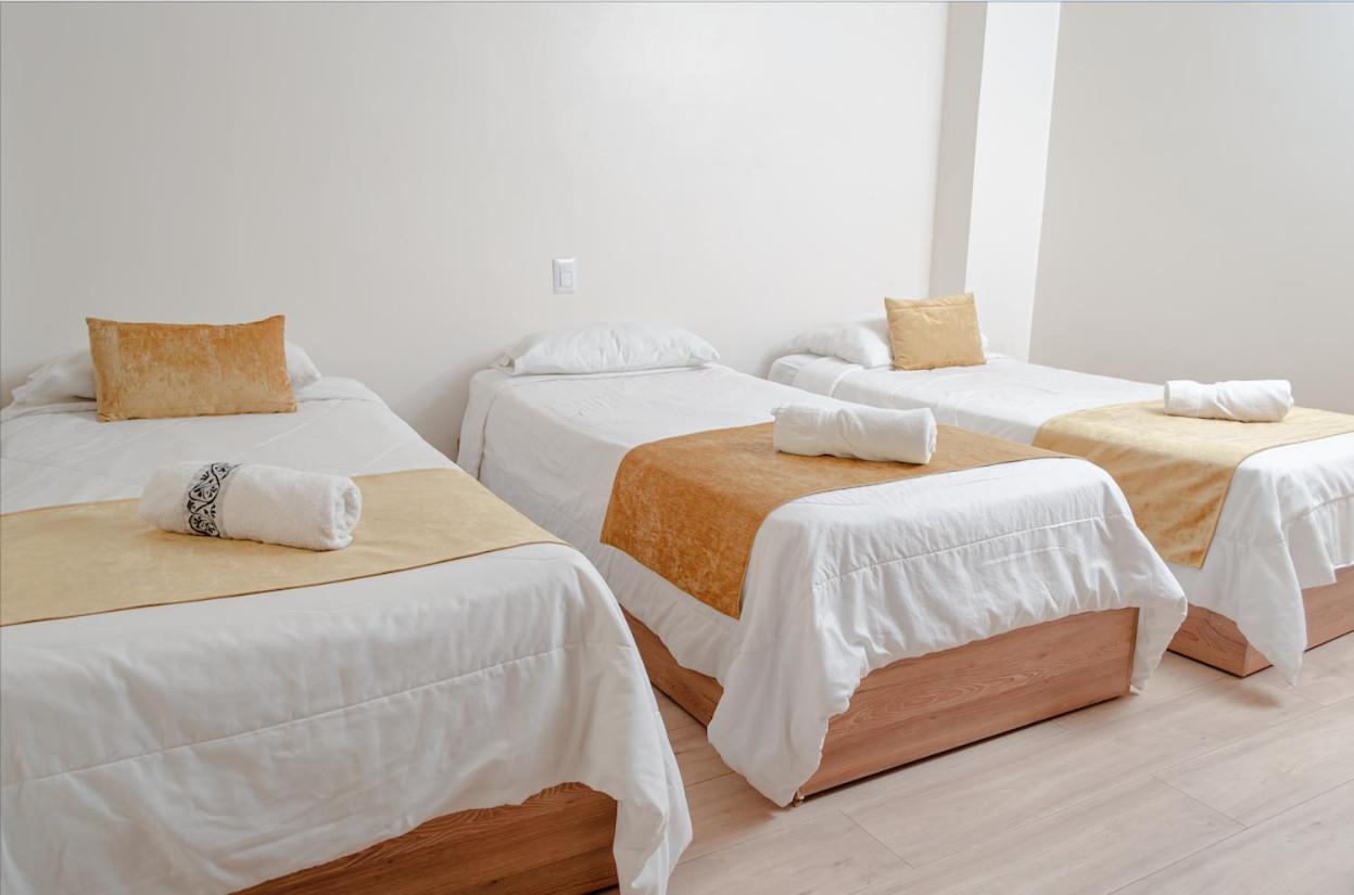 Hotel Brist0L Suites Centro Historico Cuenca Bagian luar foto