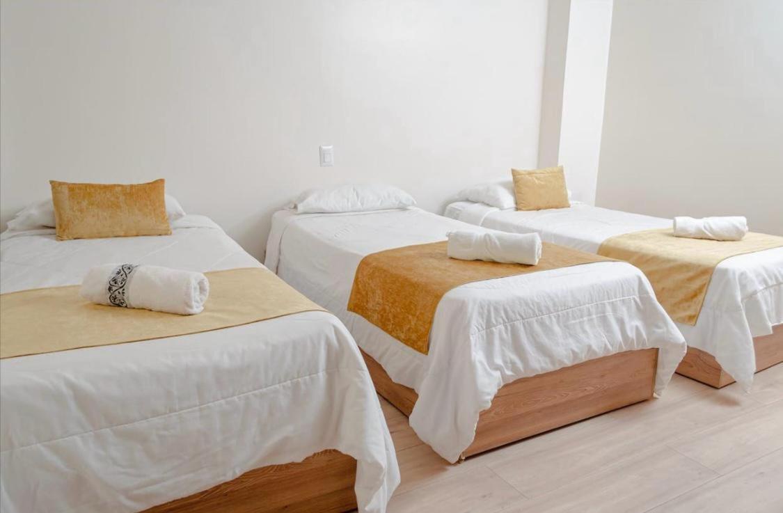 Hotel Brist0L Suites Centro Historico Cuenca Bagian luar foto